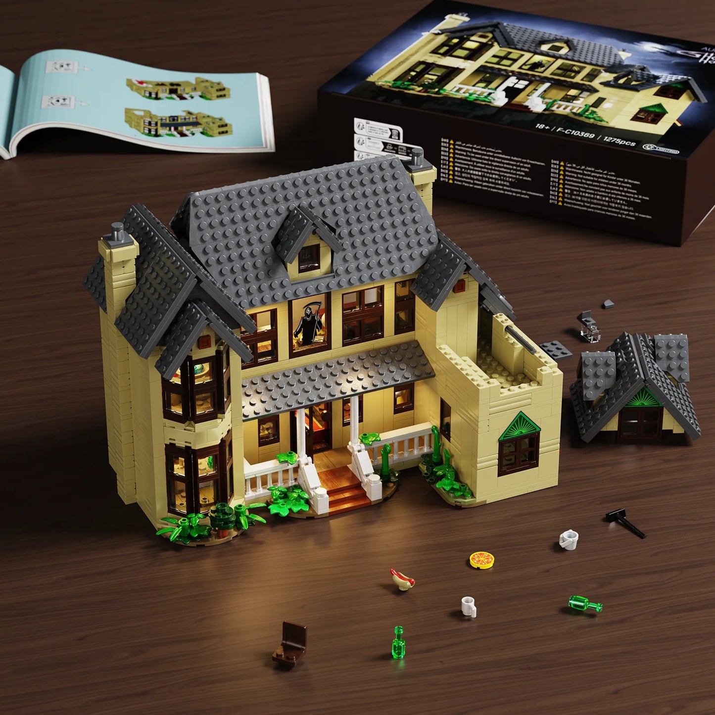 Horror House Building Block Set Home Decor Scary Movie Haunted House Model Halloween Room Decoration Gift for Man, Woman