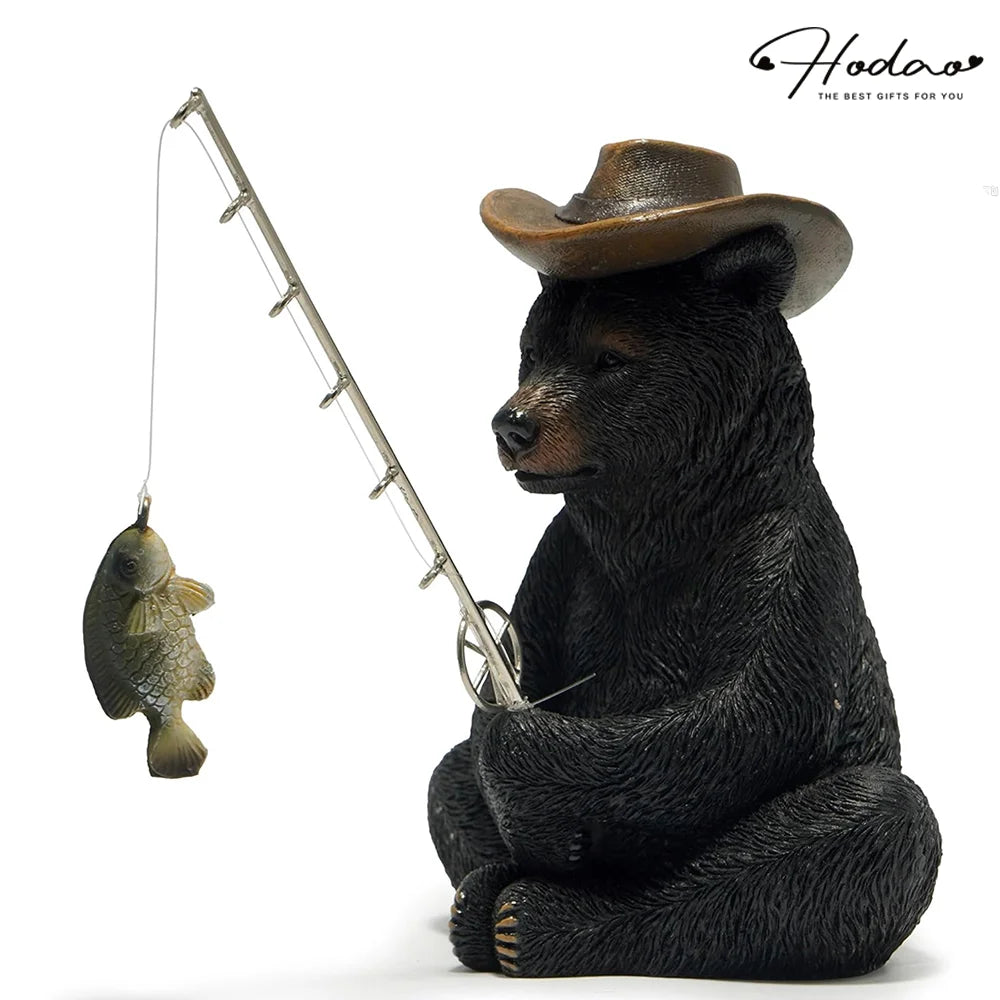 Hodao Resin Fishing Bear Figurine Figure Model, Rustic Black Bear Decor with Cowboy Hat, Fishing Rod, Hanging Fish and Bait Bucket, Outdoorsman Tabletop Statue for Cabin Lodge, Lake House, Shelf, Mantel, Office, Angler Fisher